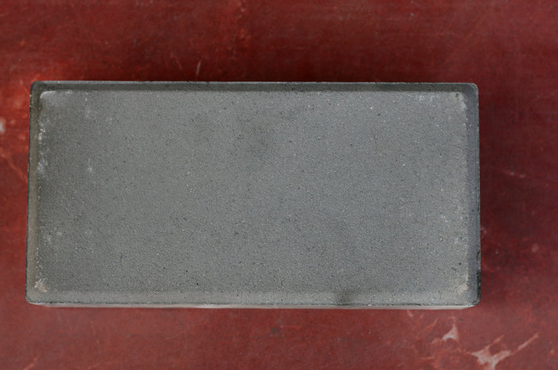 灰色實(shí)心光面機(jī)壓燒結(jié)磚